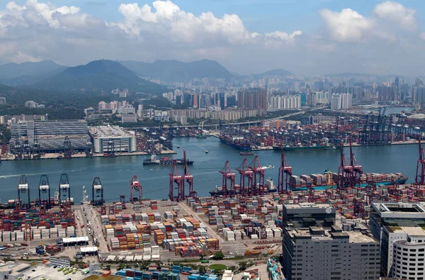 Container port Hong Kong industrial districts at sea harbor — ストック写真