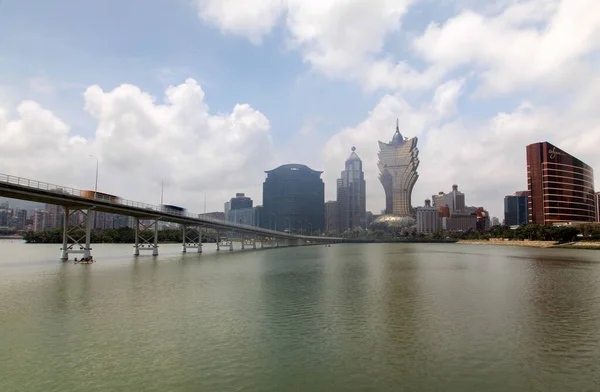 Nam Van Gölü Çin 'deki Macau Katedrali' nde. 