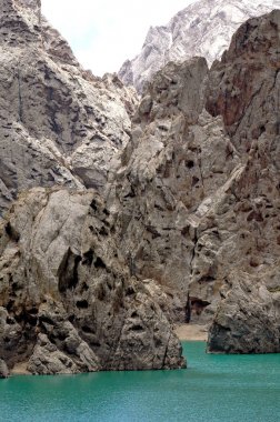 Kırgızistan gölde kel-Suu