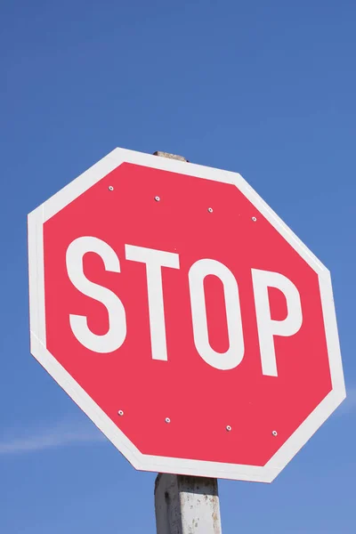 Vertical Shot of Stop Sign — Stock Photo, Image