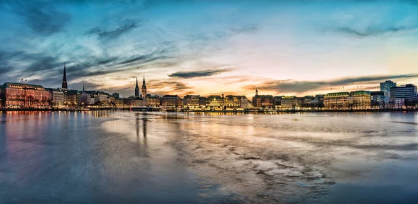 Paisagem Urbana Hamburgo Com Alster Lake Pôr Sol Panorama — Fotografia de Stock