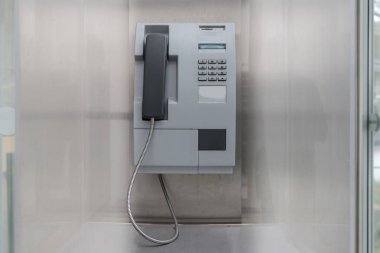 Ankesörlü telefon duvar eski madeni para işletilen