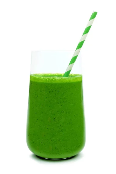 Зелена смугаста в склянці зі смугастою соломою ізольована на білому — стокове фото