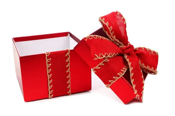 Caixa de presente de Natal vermelho aberto com arco vermelho e fita em branco — Fotografia de Stock