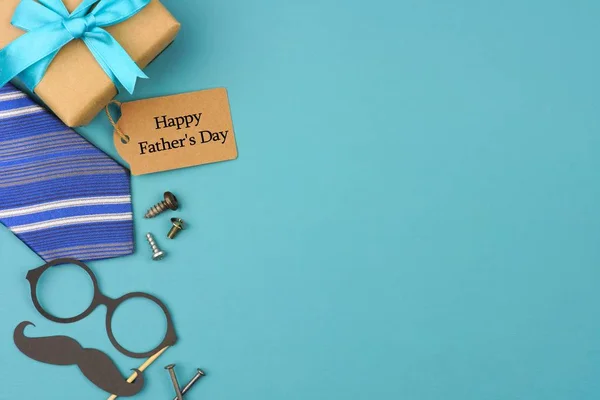 Szczęśliwy Dzień Ojca Prezent Tag Granicy Stronie Prezenty Krawat Wystrój — Zdjęcie stockowe