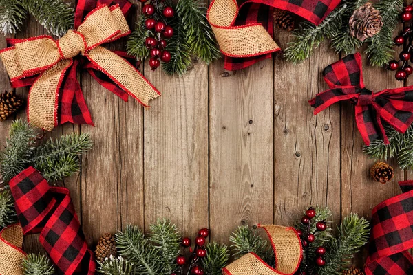 Marco Navidad Con Cinta Cuadros Búfalo Rojo Negro Arpillera Ramas — Foto de Stock