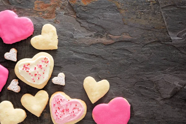 Bolinhos Forma Coração Dia Dos Namorados Com Gelo Rosa Branco — Fotografia de Stock