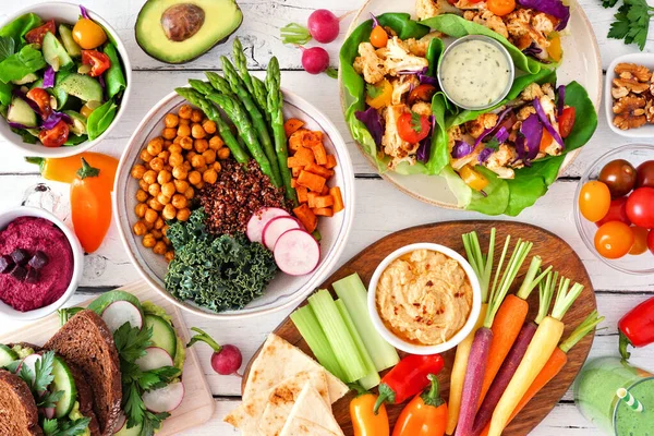 Escena Mesa Saludable Con Nutritivo Cuenco Buda Envolturas Lechuga Verduras — Foto de Stock