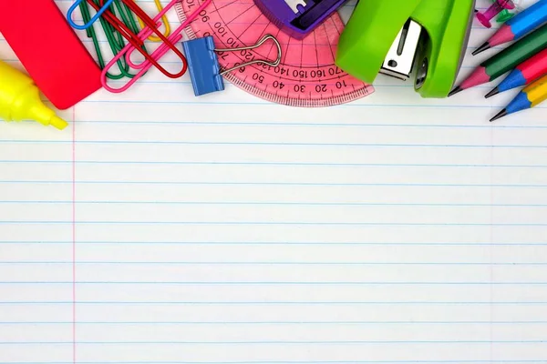 Colorido Escola Suprimentos Borda Superior Sobre Fundo Papel Forrado — Fotografia de Stock