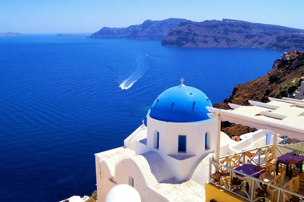 Scène Classique Santorin Avec Les Célèbres Églises Dôme Bleu Grèce — Photo