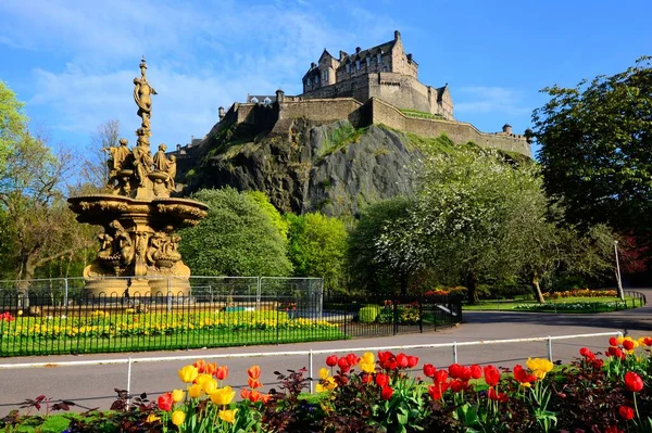 Utsikt Gamle Edinburgh Skottland – stockfoto