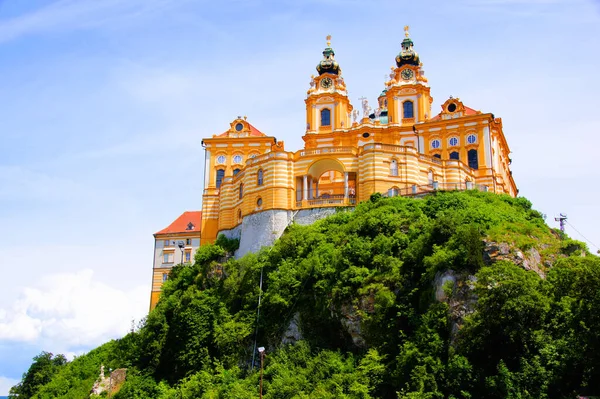 奥地利梅尔克修道院的历史景观 — 图库照片