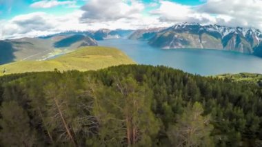 güzel doğa Norveç uçan sognefjorden üzerinde