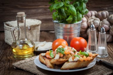 Lezzetli ev yapımı bruschetta.