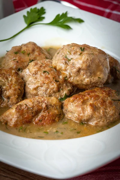 Pork meatballs with dill sauce. — Stock Photo, Image