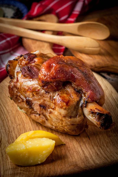 Schweinsbraten. — Stockfoto