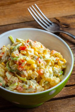 Rus geleneksel salatası.