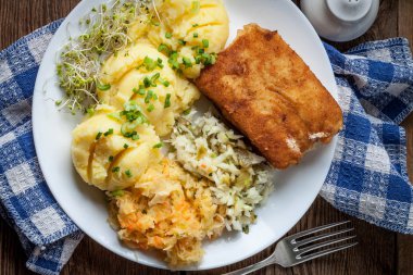 Kızarmış balık fileto COD.