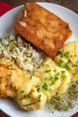 Kızarmış balık fileto COD.