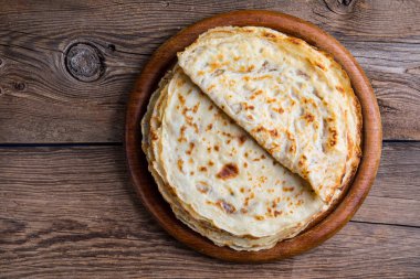 Maya krep yığını.