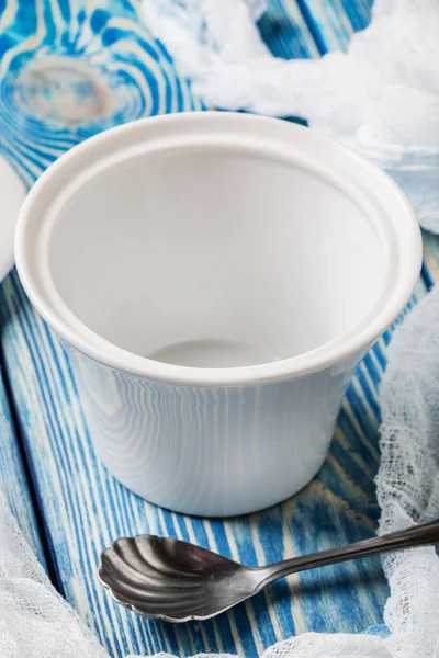 Sugar bowl empty. — Stock Photo, Image