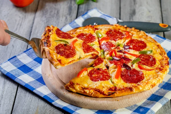 Lezzetli Pizza Pepperoni.