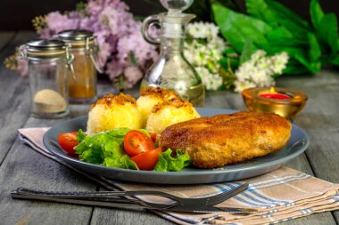 Pirzola cordon bleu.