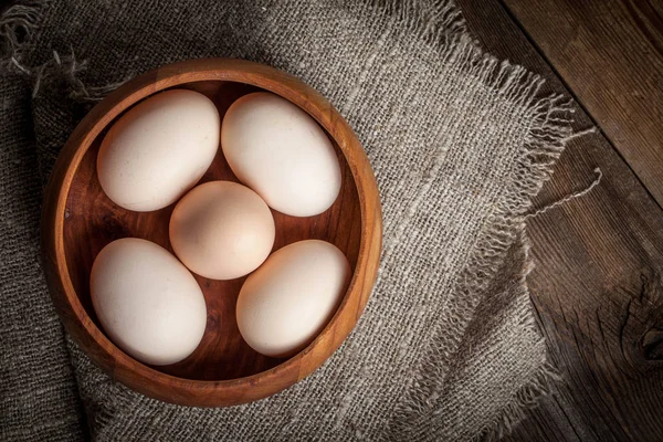 Raw organic farm eggs. — Stock Photo, Image