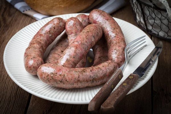 Ev yapımı beyaz sosis domuz eti çıktı.