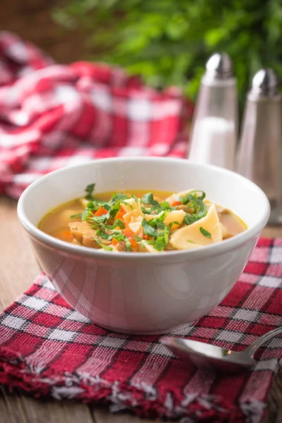 maydanoz ile mantar çorbası.