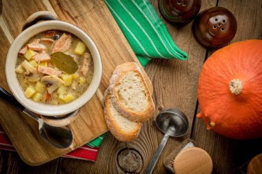 Çavdar unu ile yapılan ekşi çorbası.