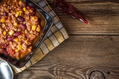 Kavanozda kırmızı biber..