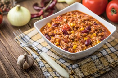 Kavanozda kırmızı biber..