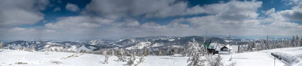 Panorama of the winter landscape in the mountains. — Stock Photo, Image
