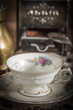 Bakır kahve tencerede Türk kahvesi