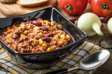 Kavanozda kırmızı biber..