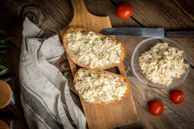 Uskumru Yapıştır balık.