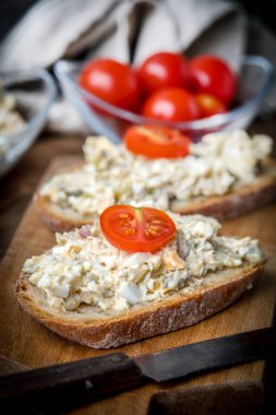 Uskumru Yapıştır balık.