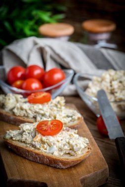 Uskumru Yapıştır balık.