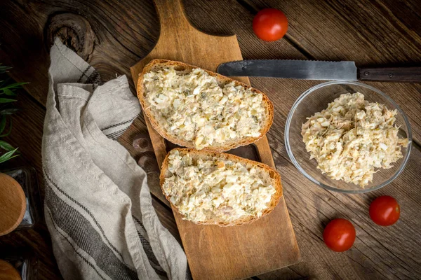 Uskumru Yapıştır balık.