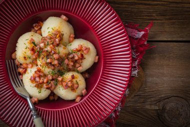 Patates köfte pastırma ile.