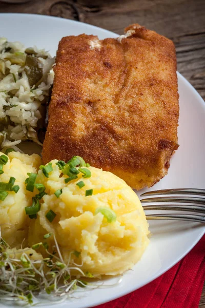 Fried fish fillet of cod. — Stock Photo, Image