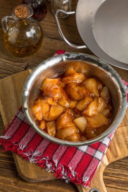 Tavuk Marine topakları.