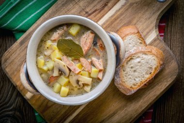 Çavdar unu ile yapılan ekşi çorbası.