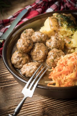 köfte ve patates püresi