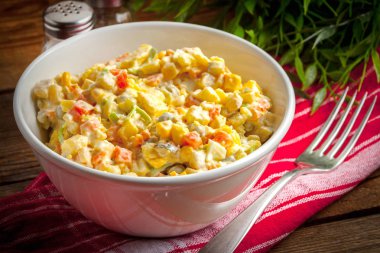 Rus geleneksel salatası.