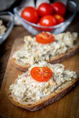 Uskumru Yapıştır balık.