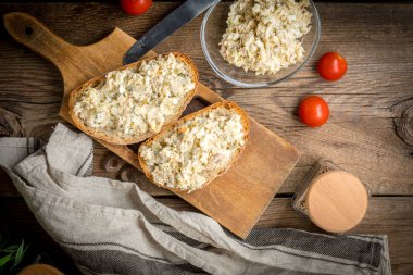 Uskumru Yapıştır balık.