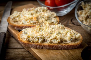 Uskumru Yapıştır balık.