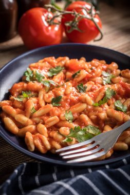 Cavatelli taze domates soslu makarna.